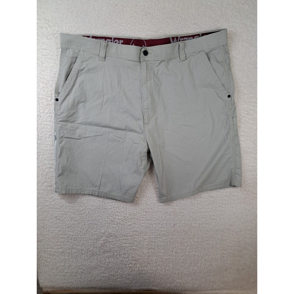 Wrangler ATG Shorts Mens Size 44 Activewear All Terrain Gear Beige Comfort Waist - Picture 2 of 9